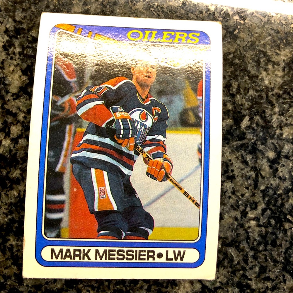 Mark Messier Topps 1990 #130 hockey card!!